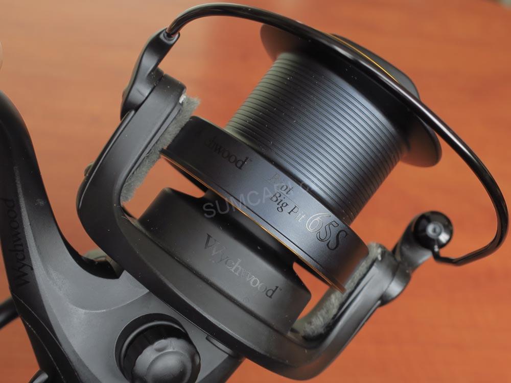 Wychwood naviják Riot Big Pit 65S Reel