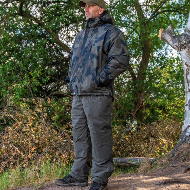 Avid Carp zimní oblek Arctic-Series Distortion Thermal Suit, vel. M