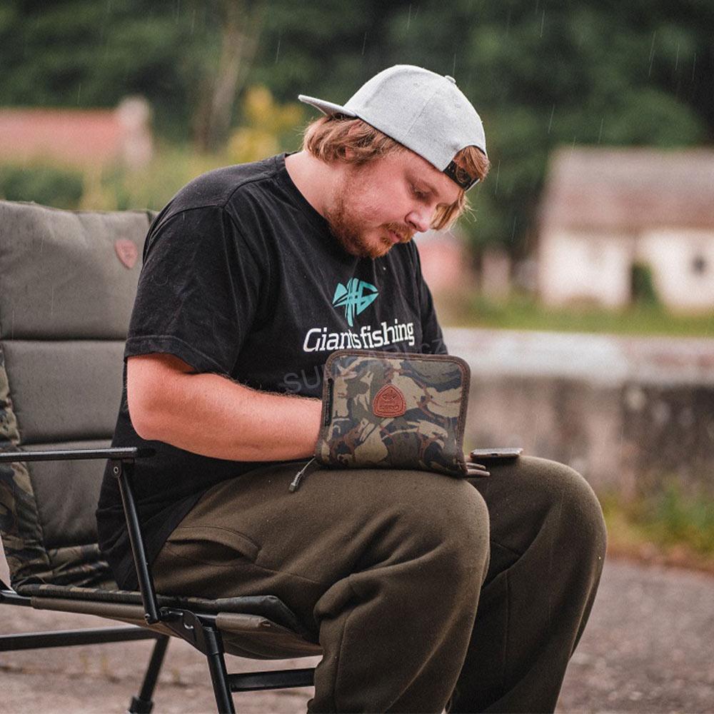 Giants fishing pouzdro na rybářské doklady License Wallet