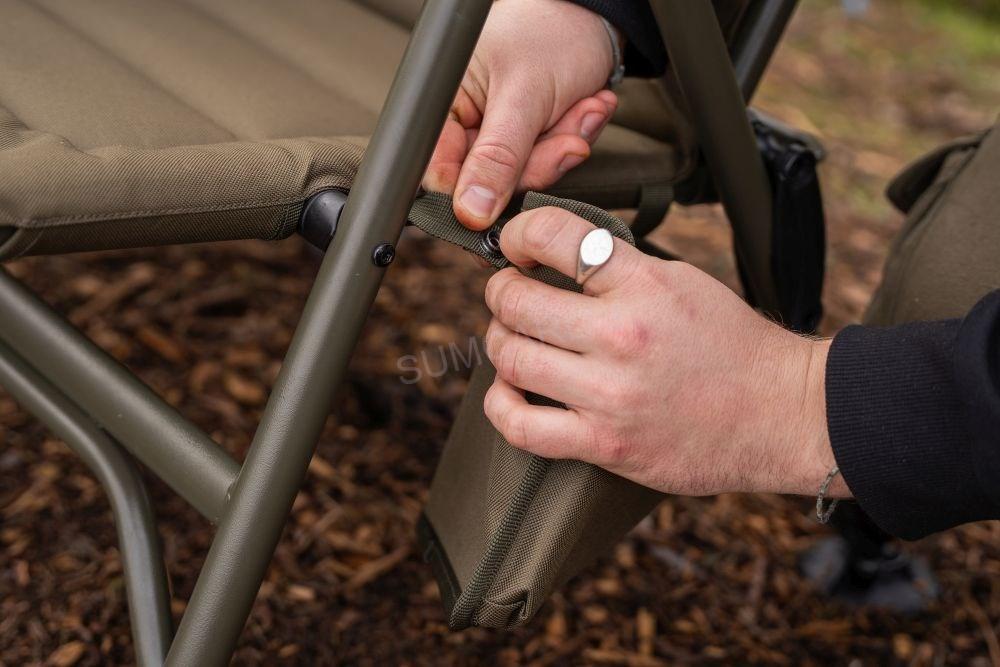 Avid Carp křeslo Revolve Armchair X