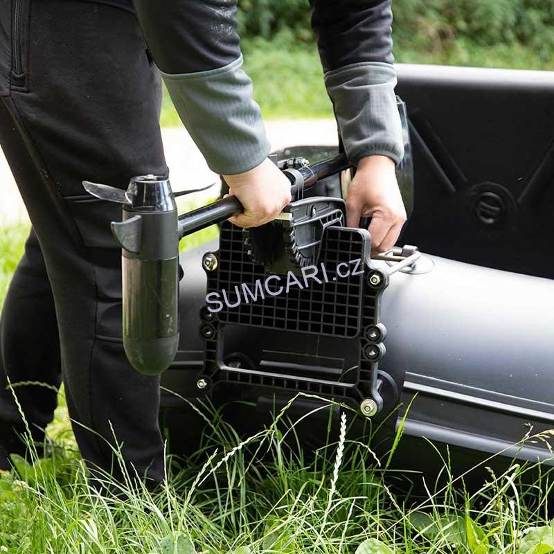 Black Cat elektromotor 2400 Battle Cat Outboard Motor