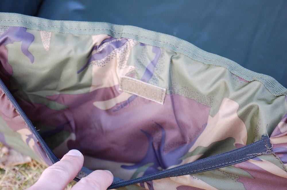 Giants Fishing podložka pod ryby Unhooking Mat Carp Camo