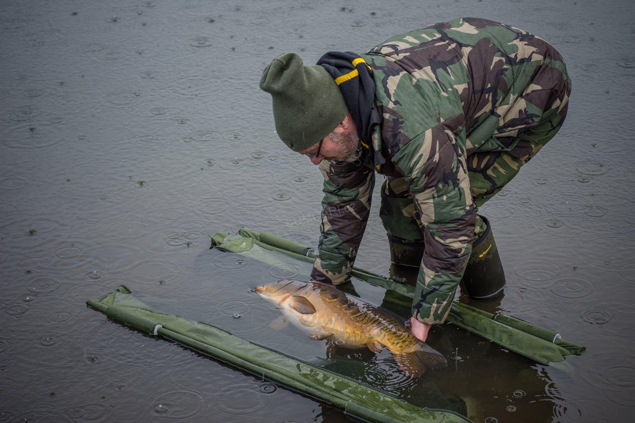 Wychwood vážící sak Floating Weigh Sling