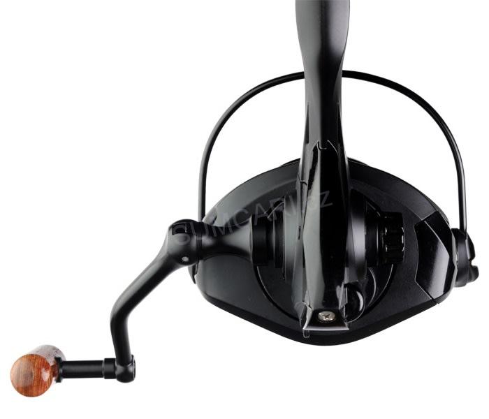 Giants fishing naviják Deluxe Reel FD 6000 + cívka 7000 ZDARMA!