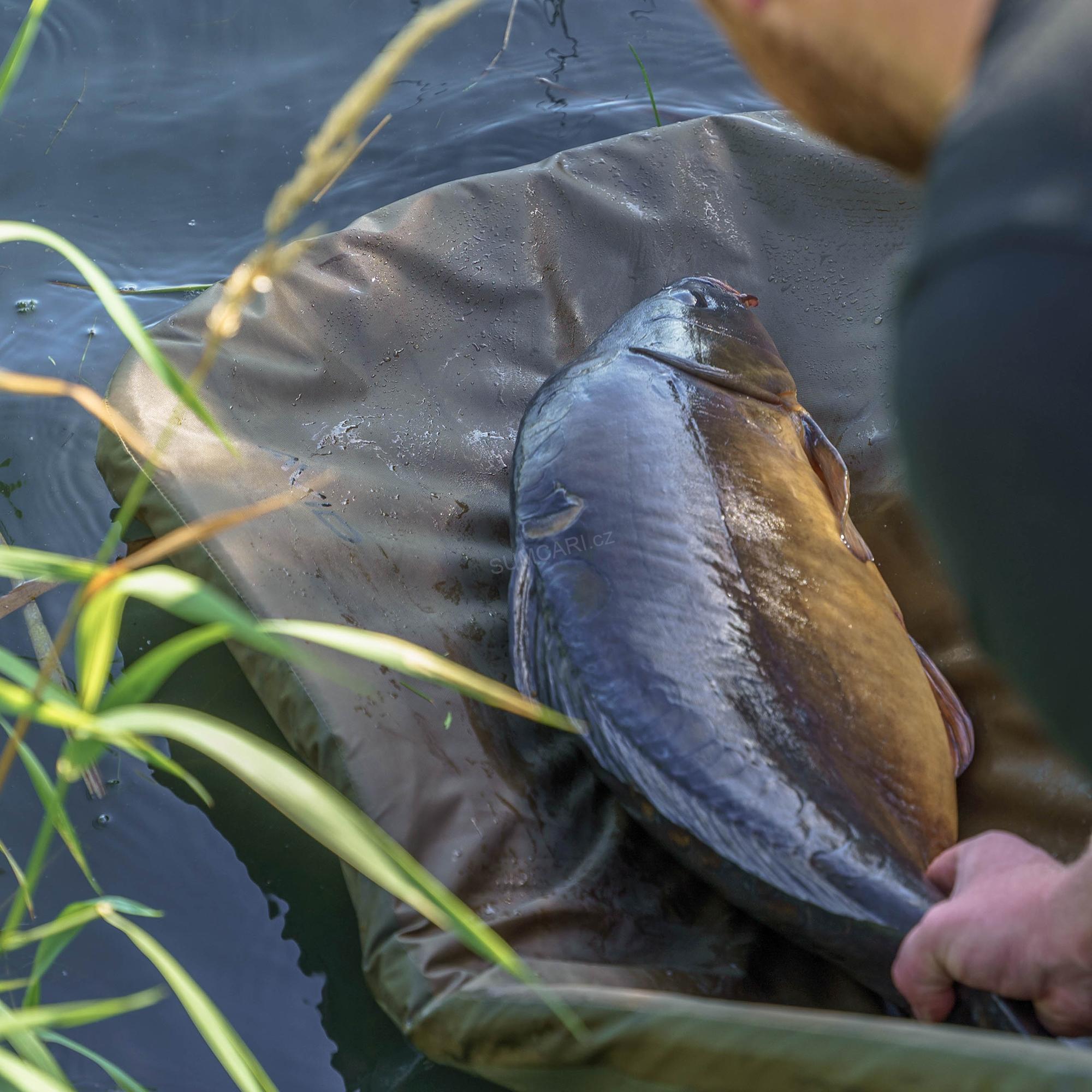 Avid Carp podložka Revolve Folding Flat Mat