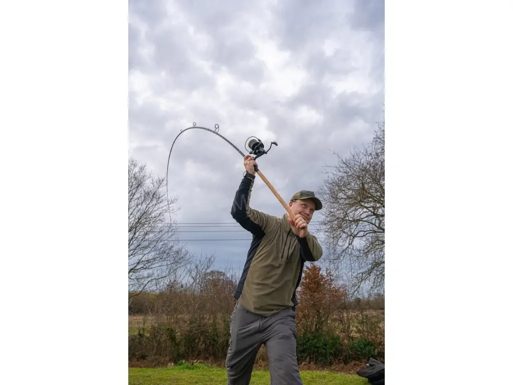 Korum prut Limitless Feeder 13' 3.90m 200g, 3 díl